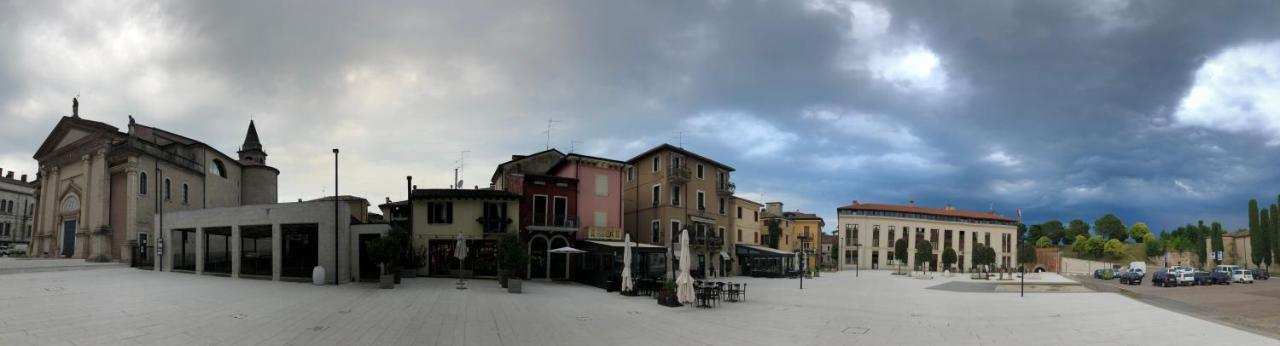 Hotel Casa Porto Vecchio Peschiera del Garda Exterior foto